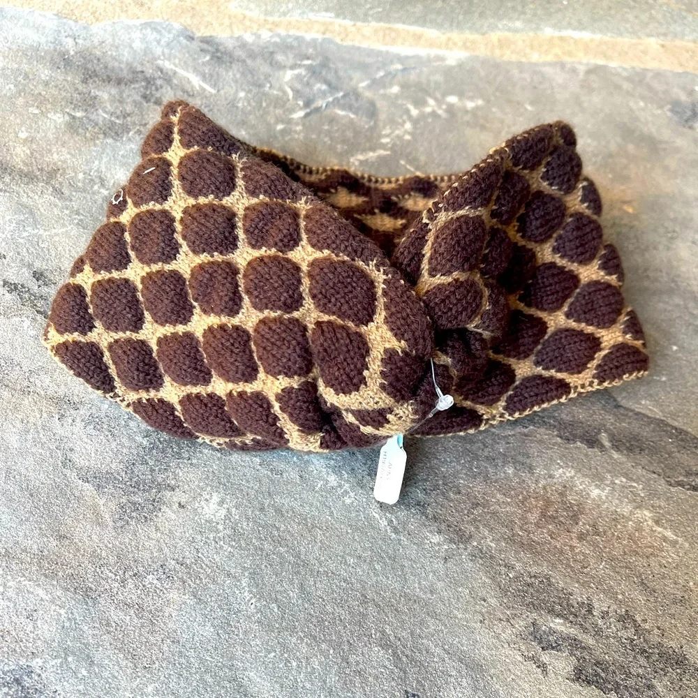 Tasha Knit Head Wrap in Cream and Brown